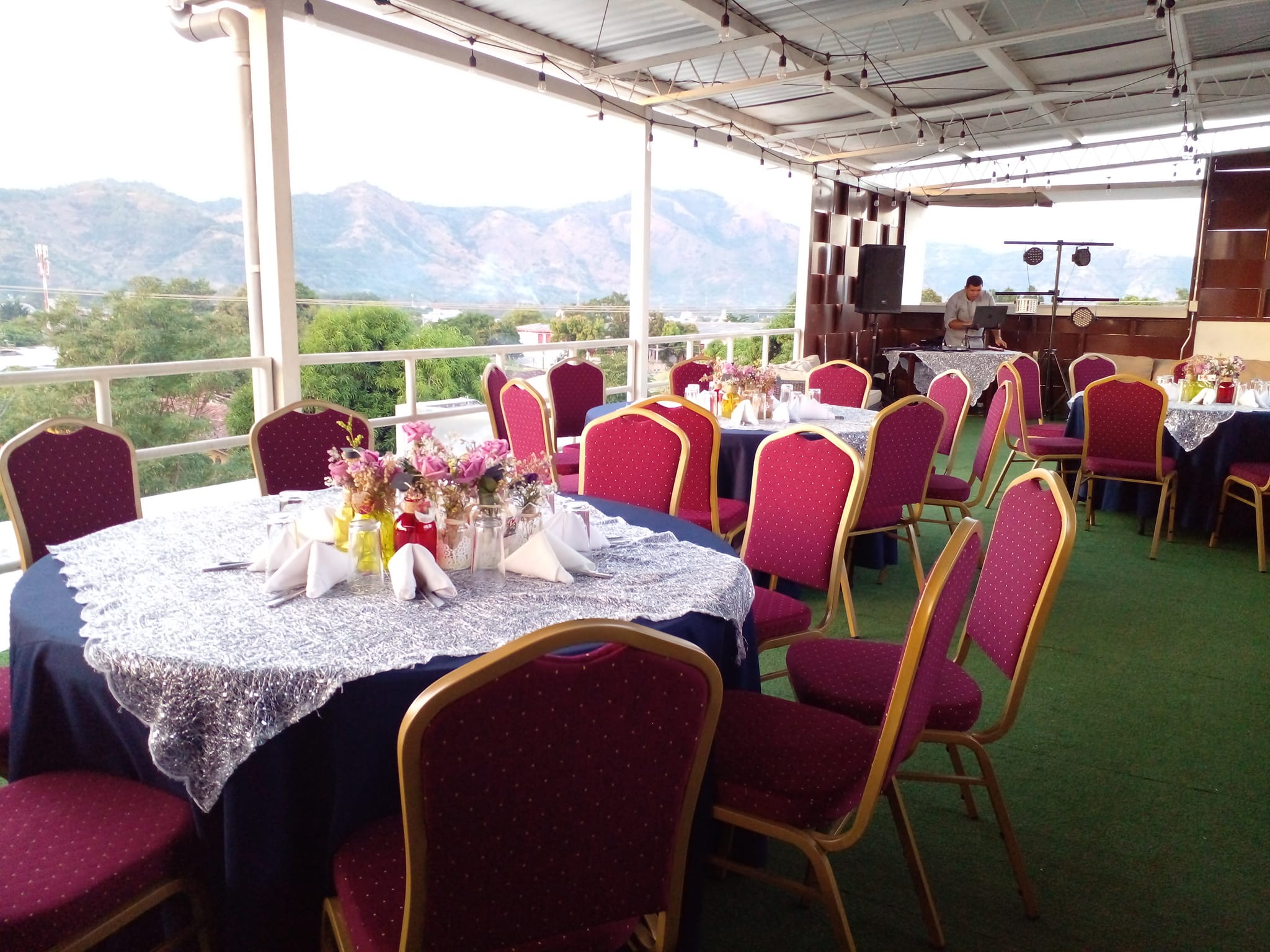 Skygarden, la terraza panorámica de El Patio, montada para un evento con DJ
